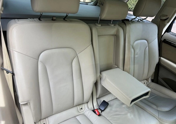 Audi Q7 cena 79000 przebieg: 247000, rok produkcji 2014 z Warszawa małe 172